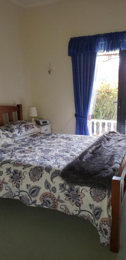 Ballymena Carterton Kültér fotó
