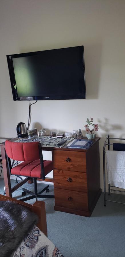 Ballymena Carterton Kültér fotó